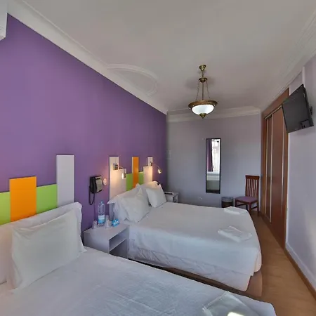 Casa de hóspedes Pensao Praca Da Figueira 3*