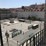 Pensao Praca Da Figueira Pensjonat 3*