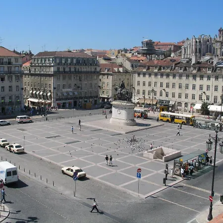 Konukevi Pensao Praca Da Figueira