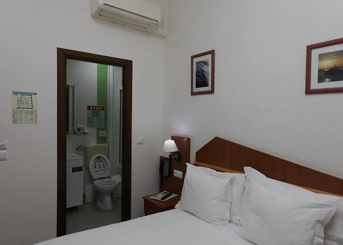 Pensao Praca Da Figueira Pensionat