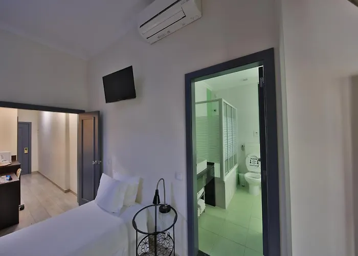 Pensionat Pensao Praca Da Figueira 3*