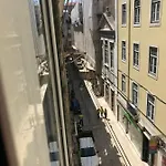 Pensao Praca Da Figueira Konukevi