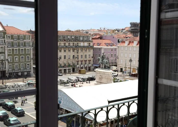 Pensao Praca Da Figueira 3*