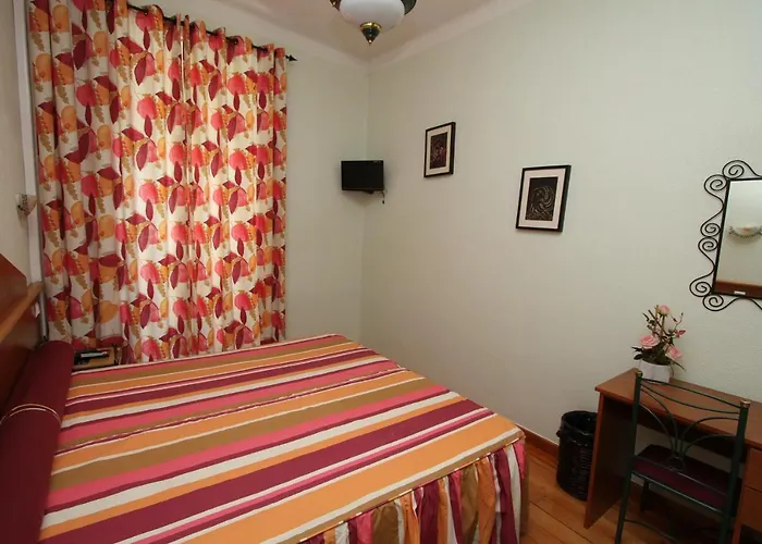 Pensao Praca Da Figueira Gasthuis